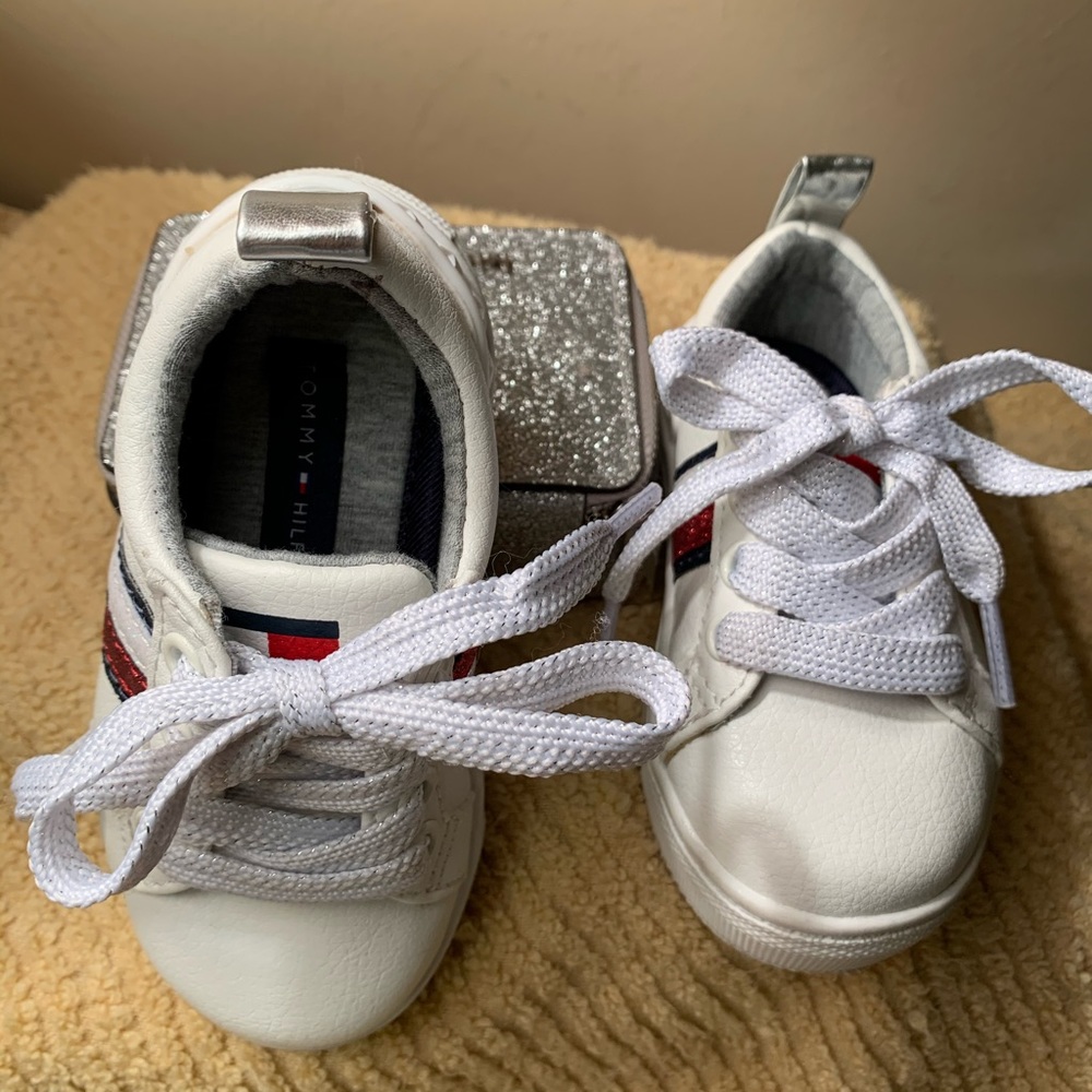Shoes - Picture 3 of 7